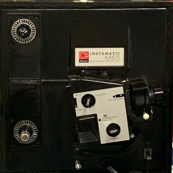 Projector - Picture 6 of 8